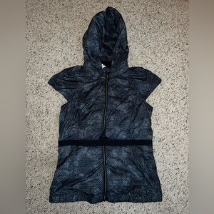 Lululemon Running Vest, Color Navy and Blue, Size 8